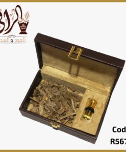 عود ماليزي طبيعي مع دهن عود هندي صناعي داخل شنطة جلد فاخرة