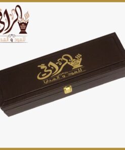 Alternative view of قطعة عود مروكي اصقون طبيعي مع دهن عود تركان داخل شنطة جلد فاخرة